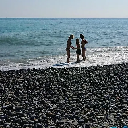Grune Oase In Meernahe Ventimiglia